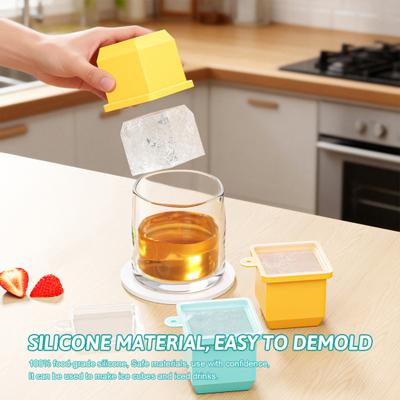 Ice Cube Mold Large Silicone Ice Tray with Lid Easy To Remove Food-Grade Slow Melting Ice Maker for Whiskey Cocktails