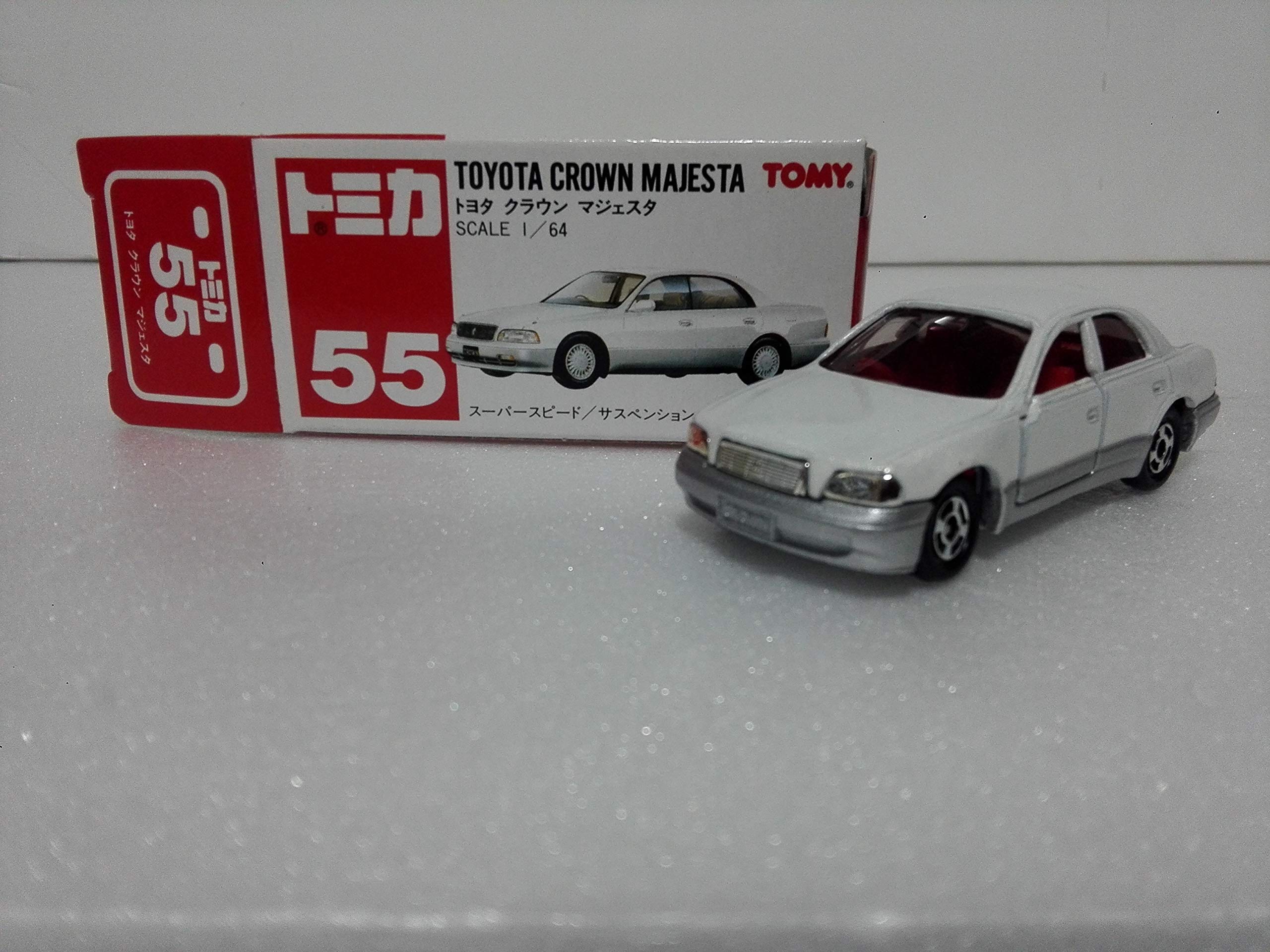 

Томика Нет. 55 Тойота Краун Маджеста (Сделано в Китае) - Долгосрочное хранение Круг для сумасшедших миниатюрных машинок с кейсом - Отправлено со склада Amazon