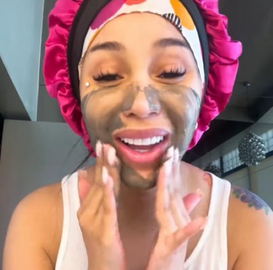 [Préféré des célébrités / Indispensable pour un glow-up] Masque de Boue Récupérateur BRMUD 110ml