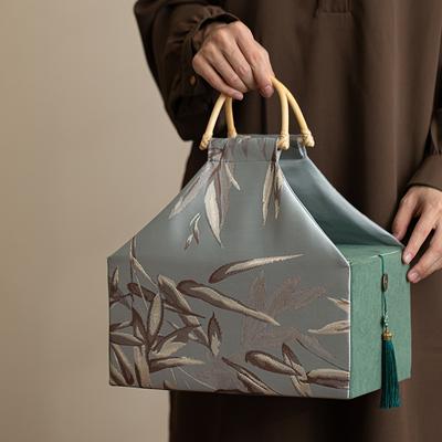 Creative Chinese Style Portable Tea Handbag Large Capacity Tea Can Festival Gift Box Travel Tea Set Cup Retro Storage Bags New
