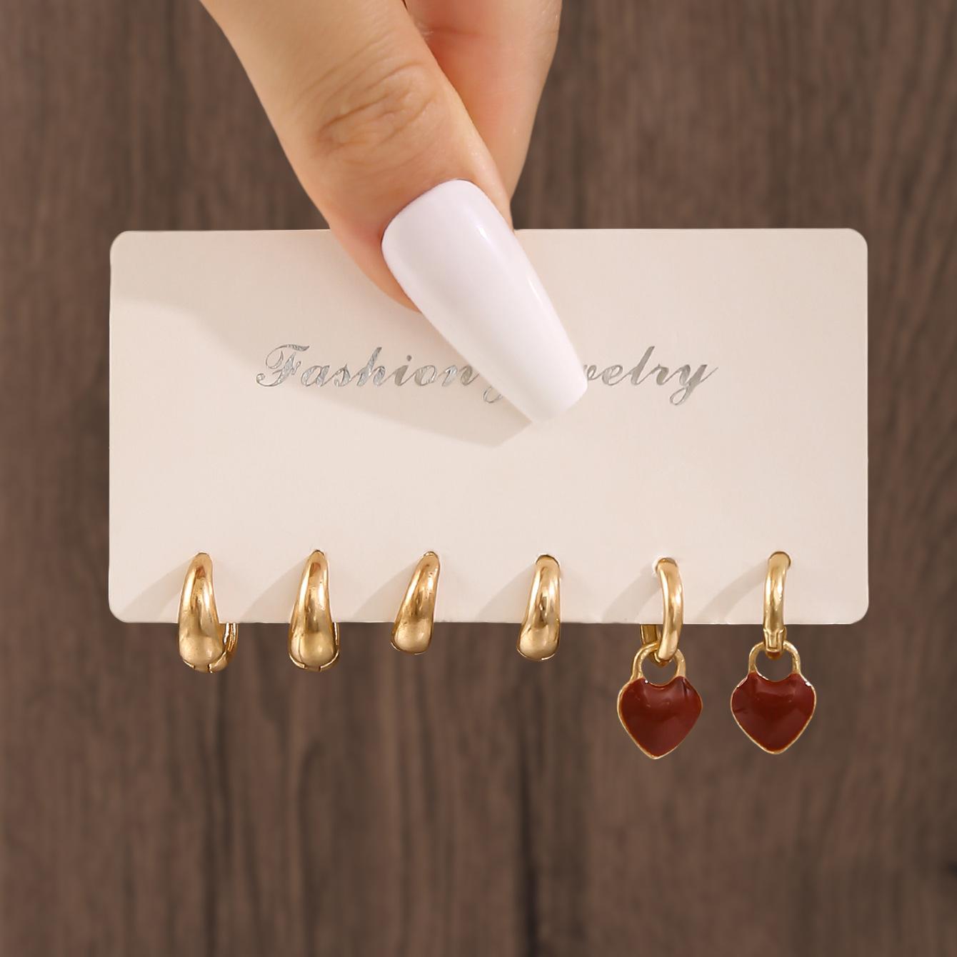 

Hot-selling love shape red earrings set, small temperament earrings, copper earrings.