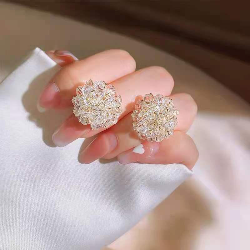 

Серьги-пусеты из серебра 925 пробы с кристаллами в виде цветов - Корейский сказочный дизайн для модного темперамента женщин. белый