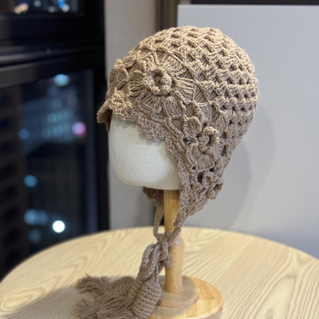 New Ethnic Style Crocheted Knitted Hat for Women Autumn and Winter Ear Protection Hooded Hat Trendy Literary Retro Tassel Warm Toe Cap