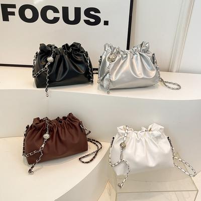 Niche Versatile Pleated Cloud Bag Women's New Chain Solid Color Shoulder Messenger Bag Texture Commuter Bucket Bag