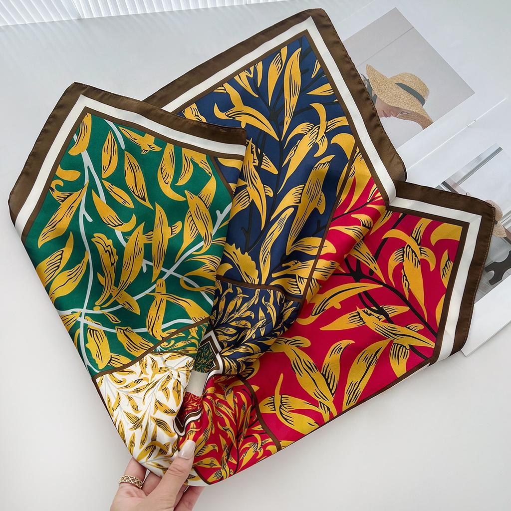 Szalik z imitowanego jedwabiu, Mały kwadratowy szalik w stylu zagranicznym, Szalik damski, Wiosna i lato do klimatyzowanego pomieszczenia biurowego, Wszechstronna chusta