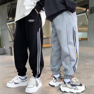 Jungen Chinesische Baumwollqualitätshose Modische vielseitige Freizeithose Lockere Hose Kindersporthose