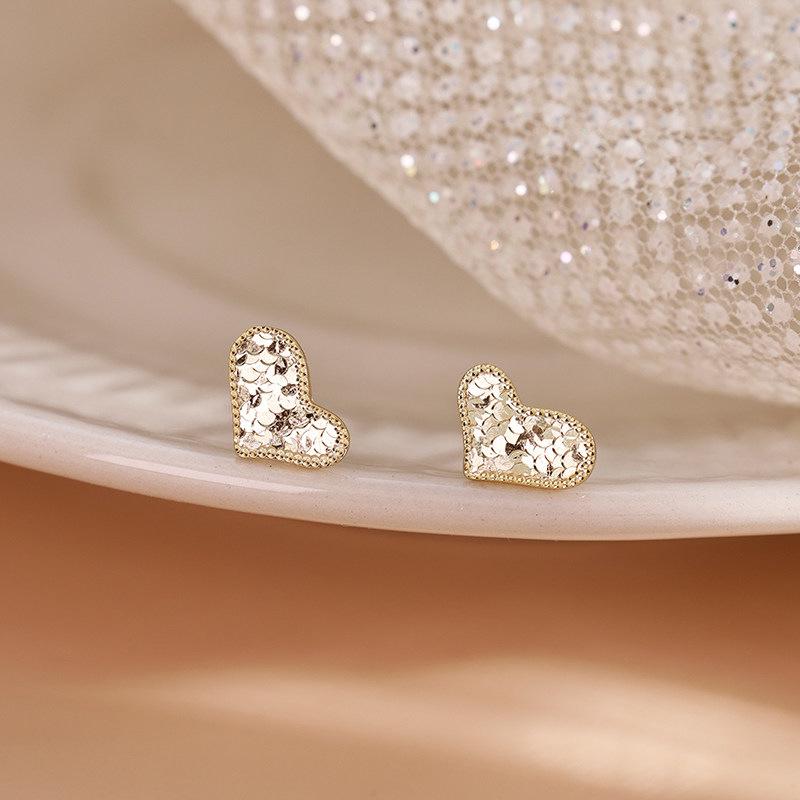 Heart-Shaped Crushed Ice Earrings for Women - 2026 Stylish and Versatile, Simple High-End Design