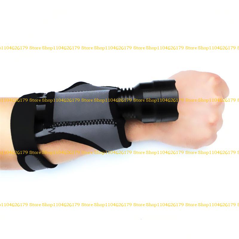 A1A2 Adjustable Flashlight Glove Holder Hands Frees Torch Glove Wrist Strap for Flashlight Hand Arm Mount Flashlight Strap