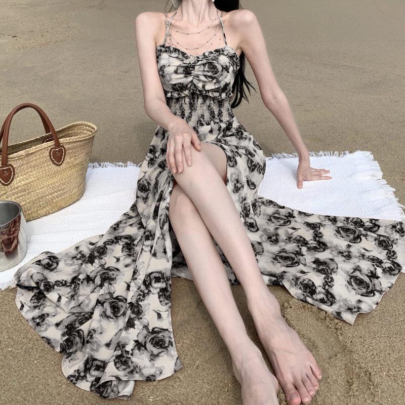 Elegantes französisches Blumenmuster Maxikleid - Sommer, rückenfrei, mit Schlitz und Spaghettiträgern, Trendig und sexy für Damen