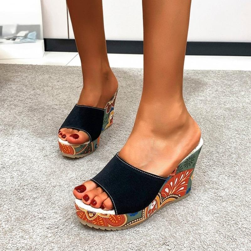 Ethnic Style Wedge Heel Platform Plus Size Cool Slippers Women's Summer New Platform Super High Heel Flip-flops