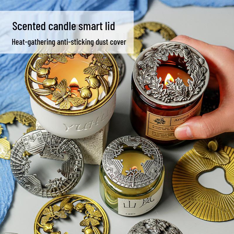 Aroma Candle: Heat-Gathering Alloy Lid for Even Burning with Snuffer