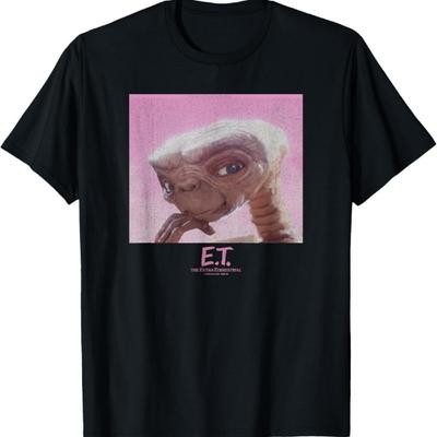 ET. T-shirten med porträtt av utomjording i vila