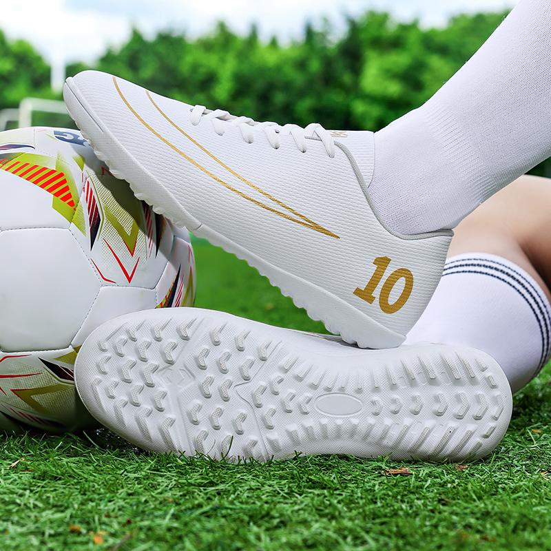 Mens Soccer Shoes Outdoor Training Ultralight TF/FG Professional Soccer Sneakers Anti Slip Field Training Futsal Football Boots