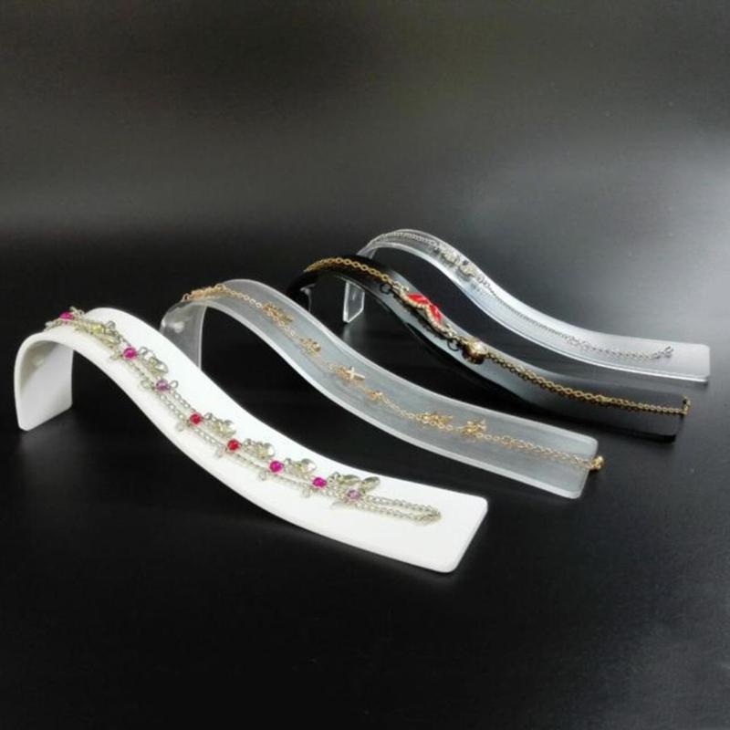 Organizator convenabil pentru lanțuri de mână Suport portabil pentru bijuterii pentru brățări și coliere Suport elegant pentru bijuterii