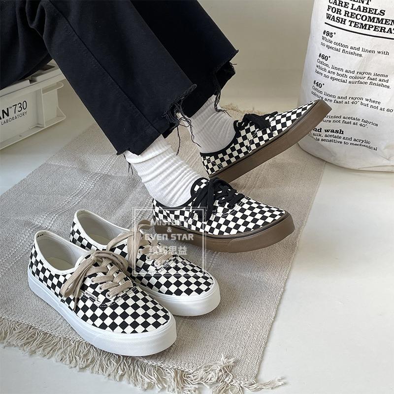 Autumn New Black and White Plaid Shoes Men's Round Head Canvas Shoes Men's Shoes 566M