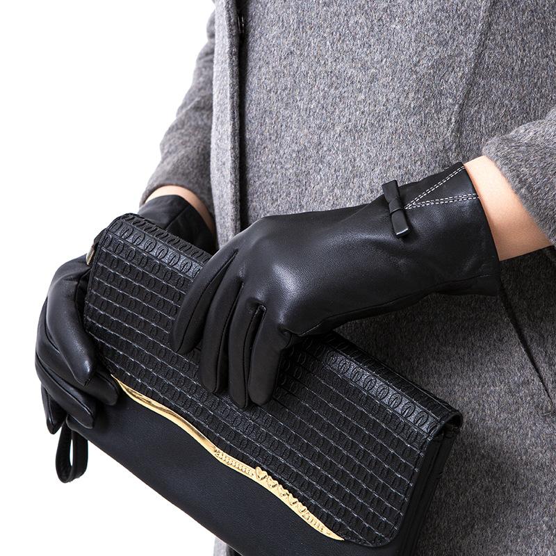 Clothing Accessories Sheepskin Gloves with Fleece and Thickening Warm and Windproof for Driving and Cycling Touch Screen Women's Gloves