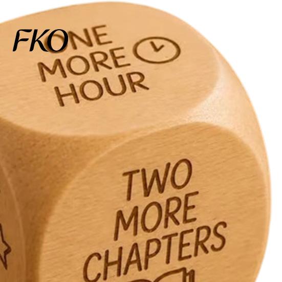 Engraved Reading Dice 1/2Pcs Wooden Decision Dice, 6-Sided Decision-Making for Cube Bookworms, Theme Decider Gift Lovers Natural
