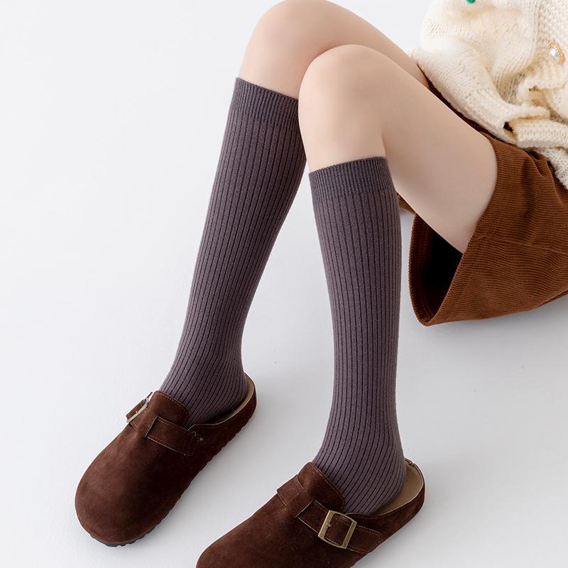 Women's Autumn and Winter Cashmere Calf Socks Solid Color Thickened, Warm and Slimming, Retro Coffee-colored Knee-length Calf Socks