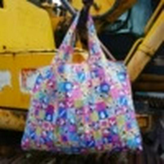 Eco-friendly Foldable Shopping Bag – Japanese & Korean Cartoon Design, Portable and Sturdy