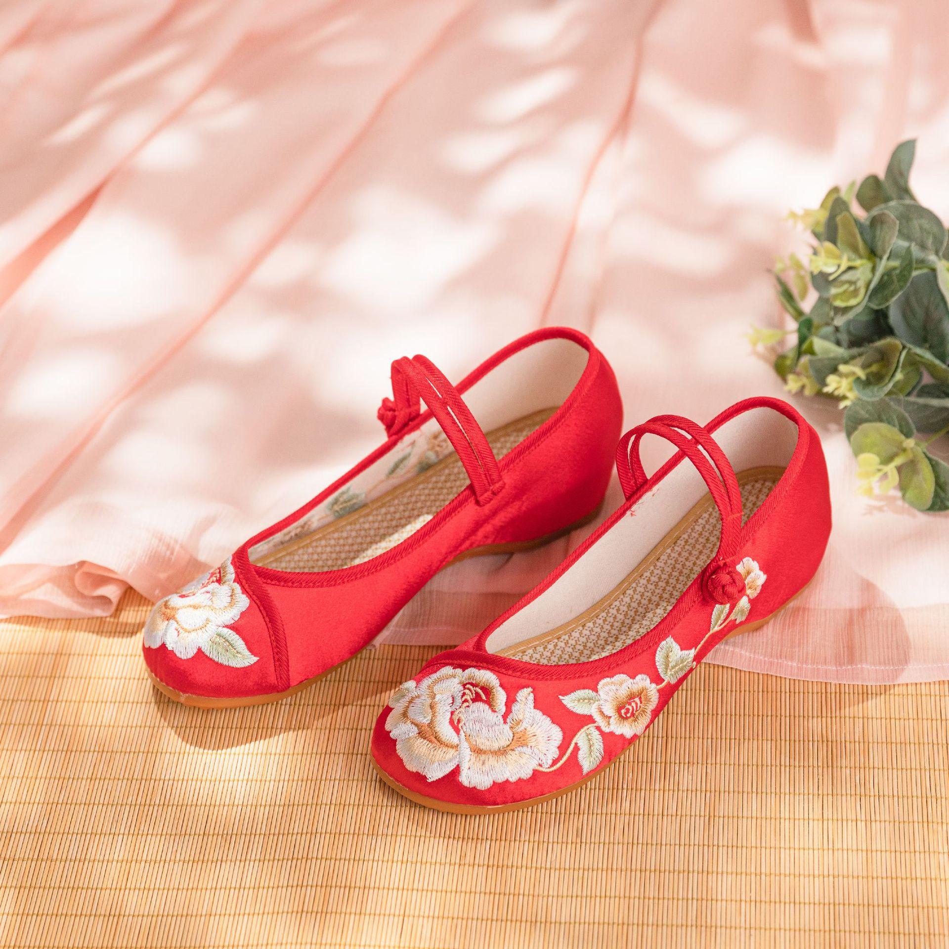 [Цветочная группа] Летние женские туфли из шелкового атласа в этническом стиле с вышивкой — фото 10