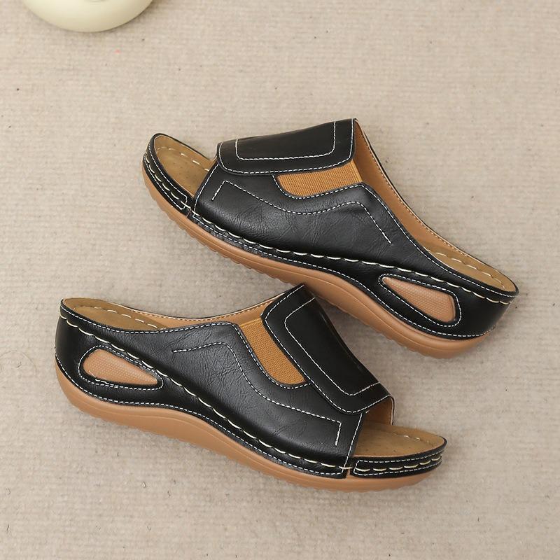 Thick-bottomed Open-toed Muffin Beach Slippers Women's Summer Slope Heel Lightweight Polyurethane Bottom One-word Cool Slippers