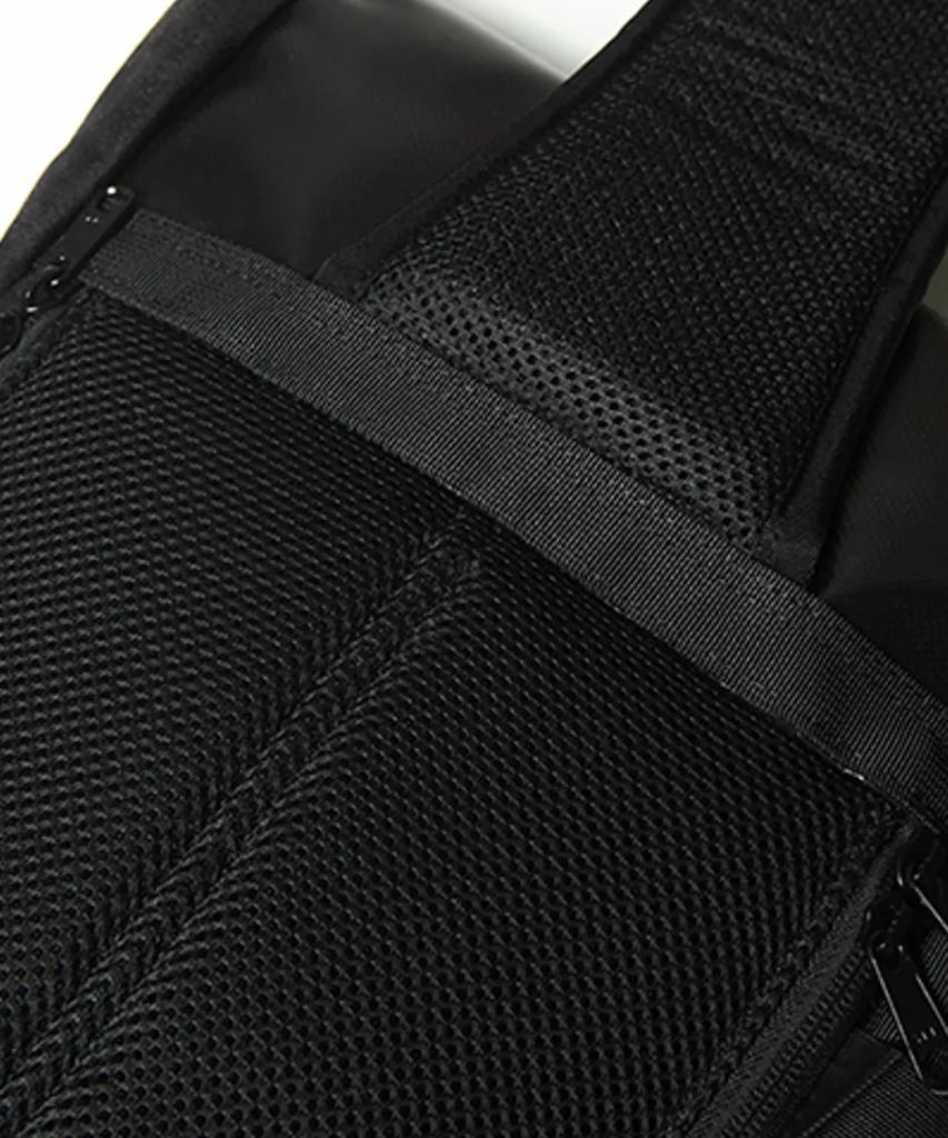 T-Level Juven Roll Top Messenger Bag Black