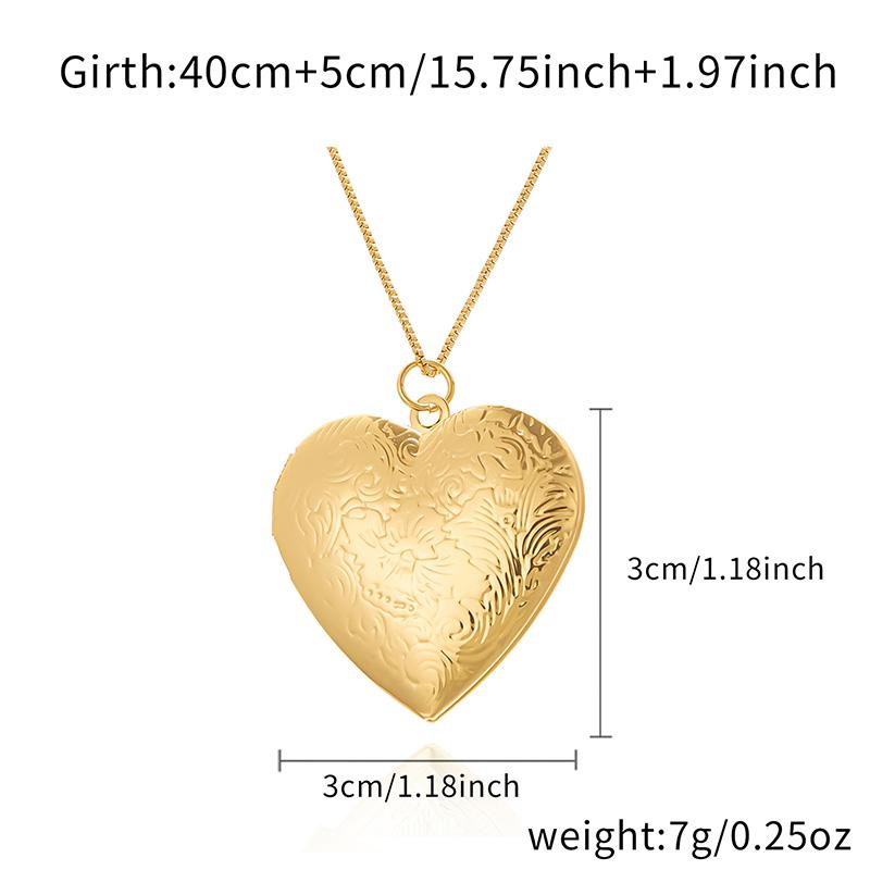 1PC Love Heart DIY Photoframe Openable Necklace Charm Vintage Necklace Pendant Photo Picture Locket Carved Heart