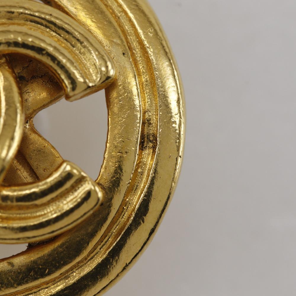 CHANEL COCO Mark Earring vintage Plated Gold 11.7g Women Used