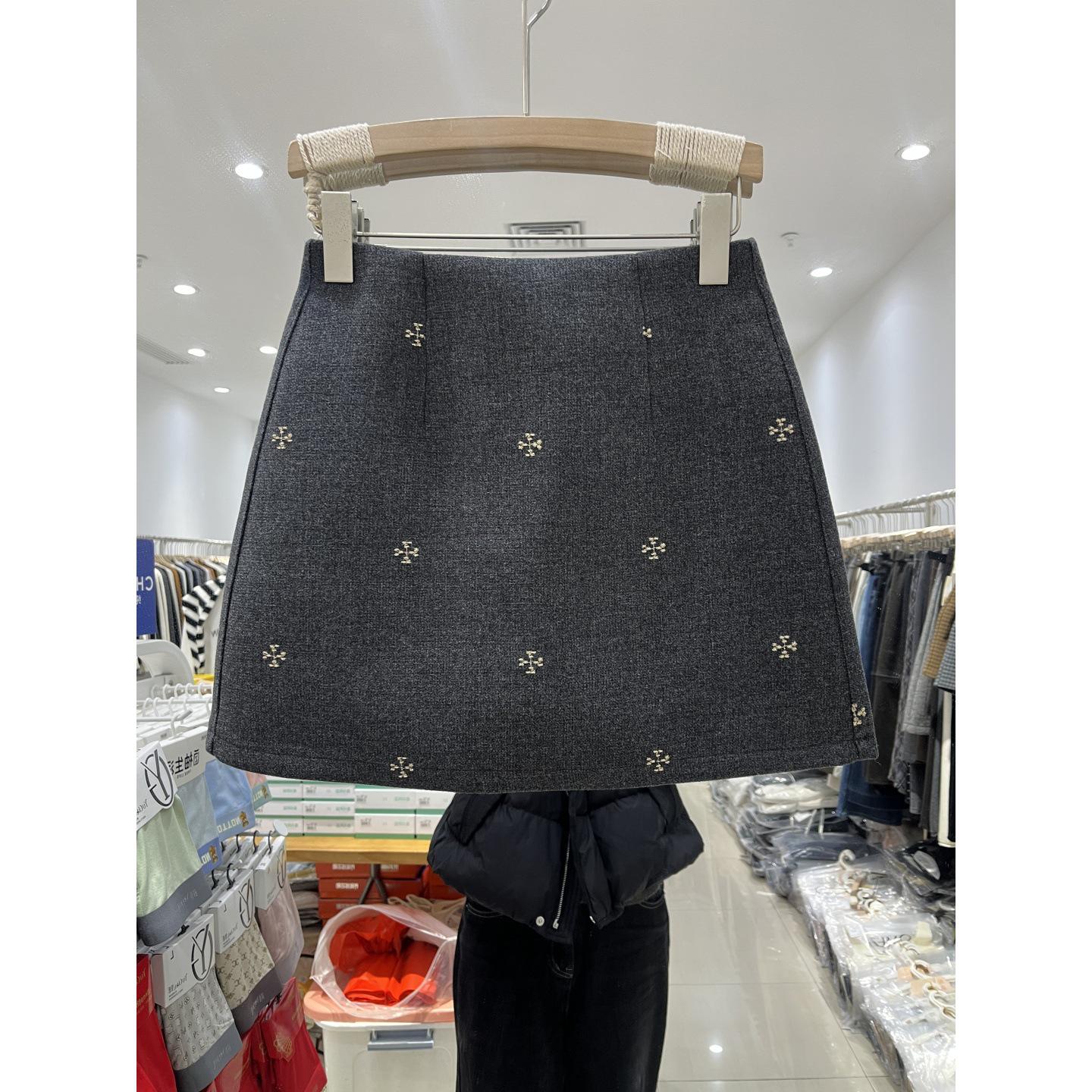 

Women s Plus Size Retro Grey Wool Pencil Skirt - A-line, Embroidered, Anti-exposure Winter Short Skirt L