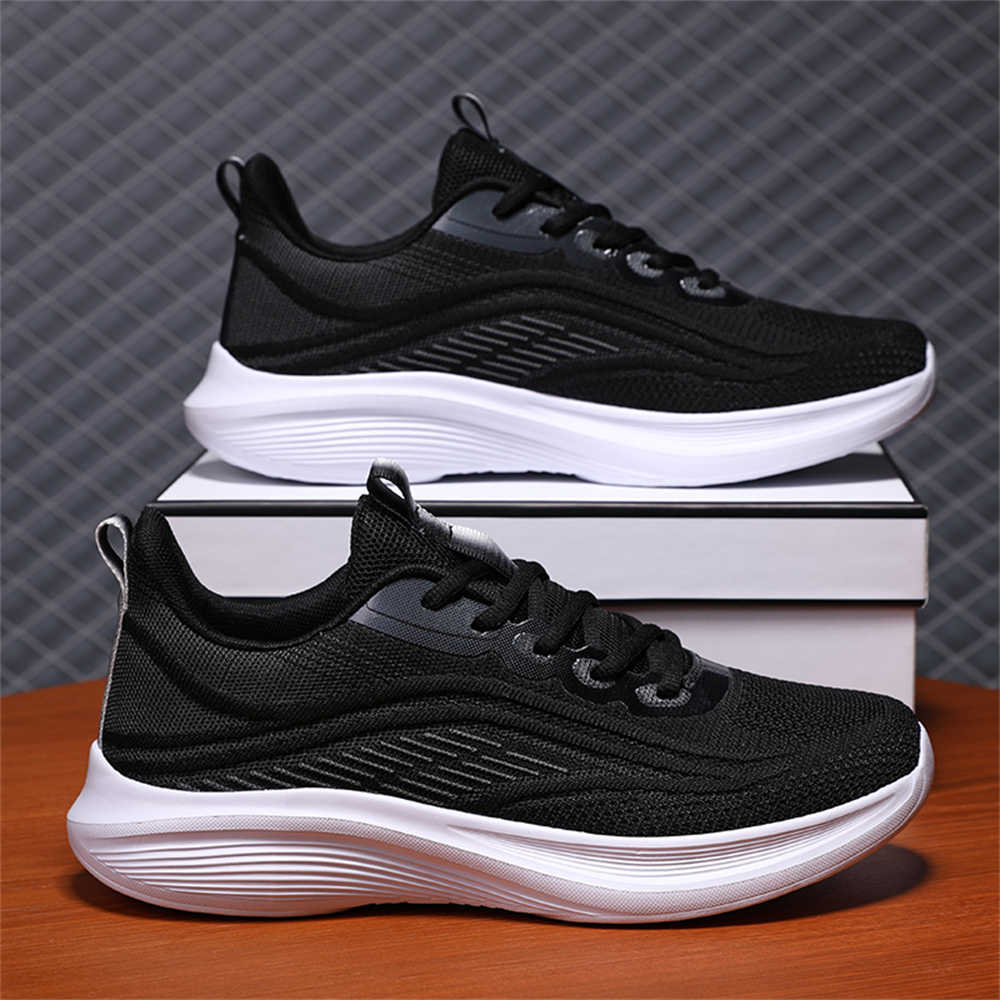 Fashion Flat Sole With Holes White Men's Casual Sneakers Boots Formal Shoes Man Brown Dress Shoes Men Sport Link Vip Shoess Unique