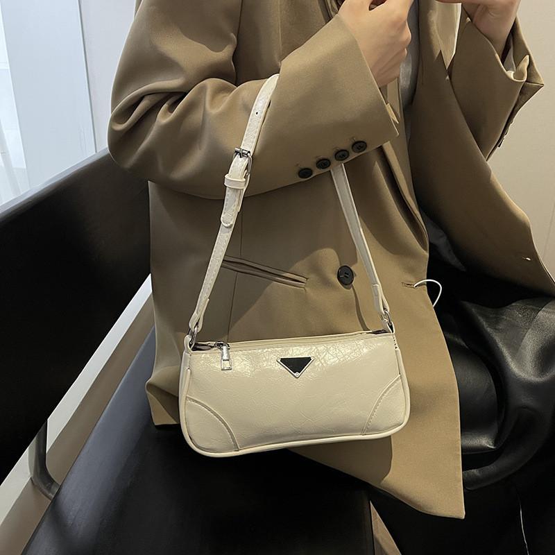 Trendy 2024 Womens Mini Shoulder Bag Stylish Vintage Pu Tote Purse For Daily Use