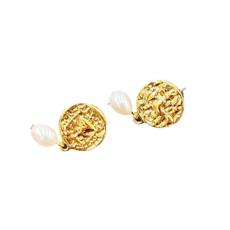 Manufacturer'S Supply French Baroque Disc Earrings Women'S Retro Temperament Freshwater Pearl Earrings In Stock