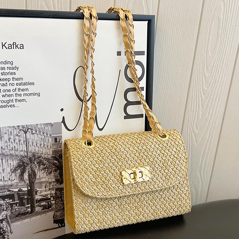 Simple and Fashionable Braided Small Bag for Women's Summer New Trendy Casual Chain Small Square Bag Straw Woven One Shoulder Crossbody
