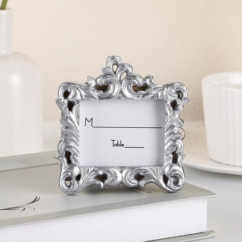 Vzorovaný pryskyřičný fotorámeček Vodotěsný a odolný proti vlhkosti Ekonomický a cenově dostupný pro domácí dekoraci Ochrana fotografií