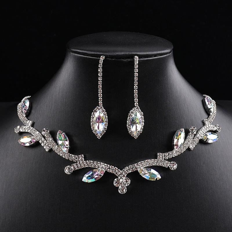 Elegant Rhinestone Leaf Tassel Necklace  Jewelry Set – European  American Luxury Style for Women