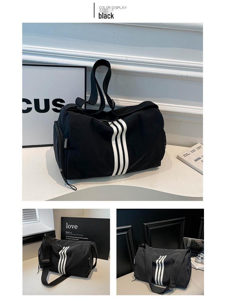 Fashionable Minimalist Large Capacity Women's Crossbody Travel and Yoga Bag (2025)