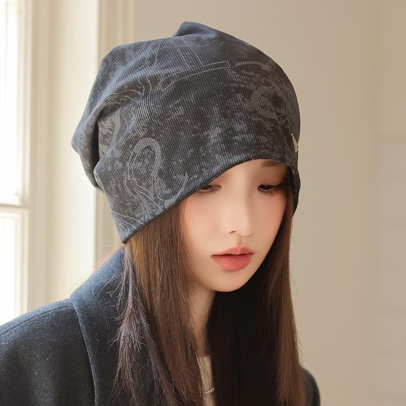 Autumn and Winter Hats Women's Triangular Standard Versatile Stacking Hat Big Head Circumference Showing Face Small Headgear Warm Cold Hat