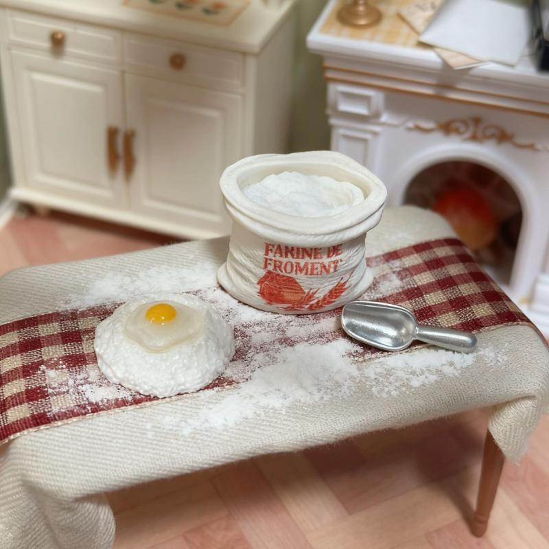 1 Set Cute Miniature Dollhouse Mini Flour Bag Kit Model Play Kitchen Food For Doll Accessories Toy Home Decoration