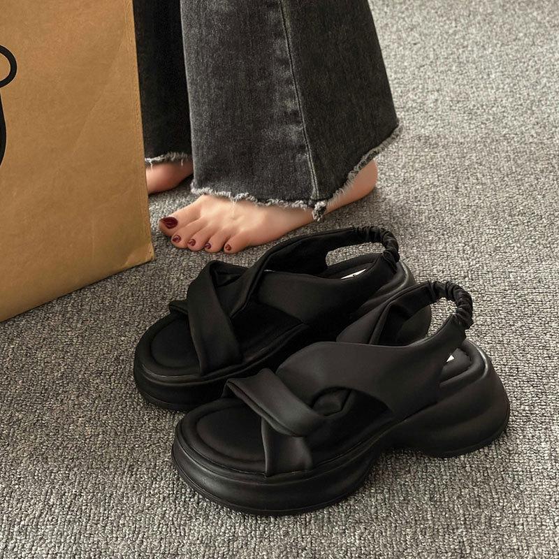 Sandals women's summer new muffin platform casual beach shoes high-end French with skirt Roman shoes