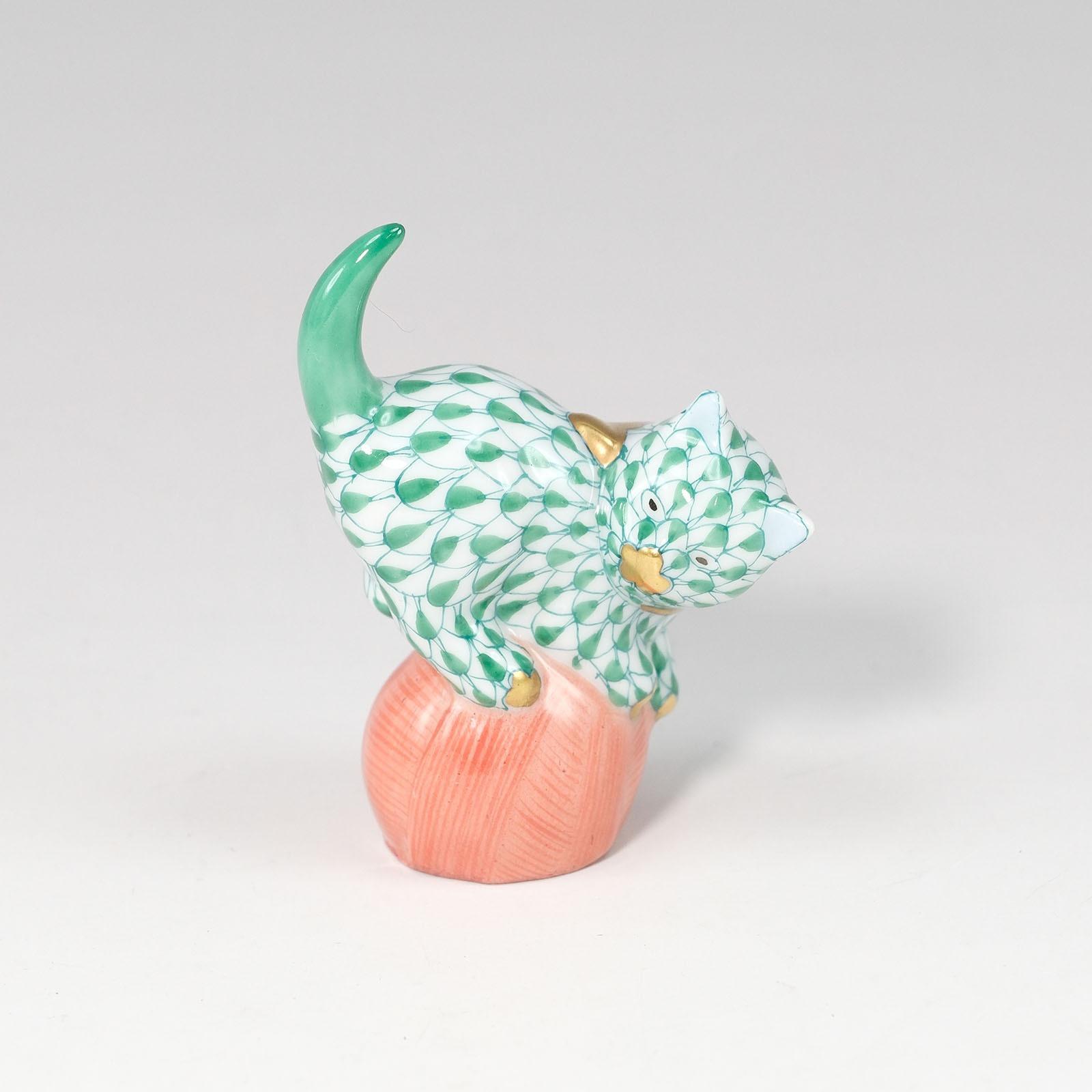 

HEREND Cat Figurine object 05221/VHV _ Used