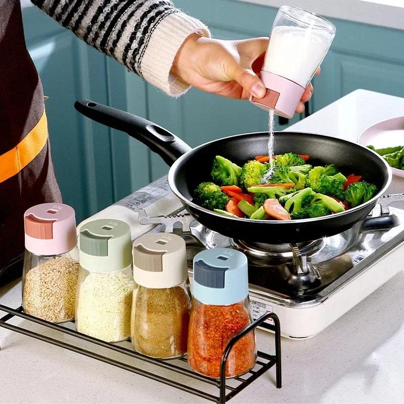 Kitchen Rationing Salt Shaker Salt Control Bottle Jar Salt Sprinkler God Measure Out Salt Seasoning Box Kitchen Seasoning Bottle