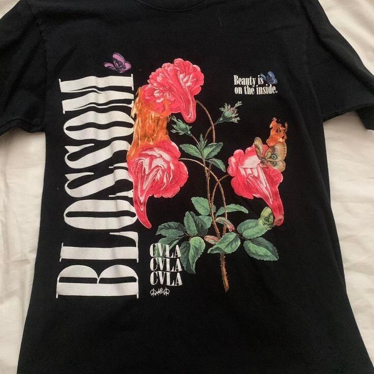

Vintage Blossom TShirt Tee Adult Tour Unisex Short Sleeve Men Women MM1128 Unisex T-Shirt L