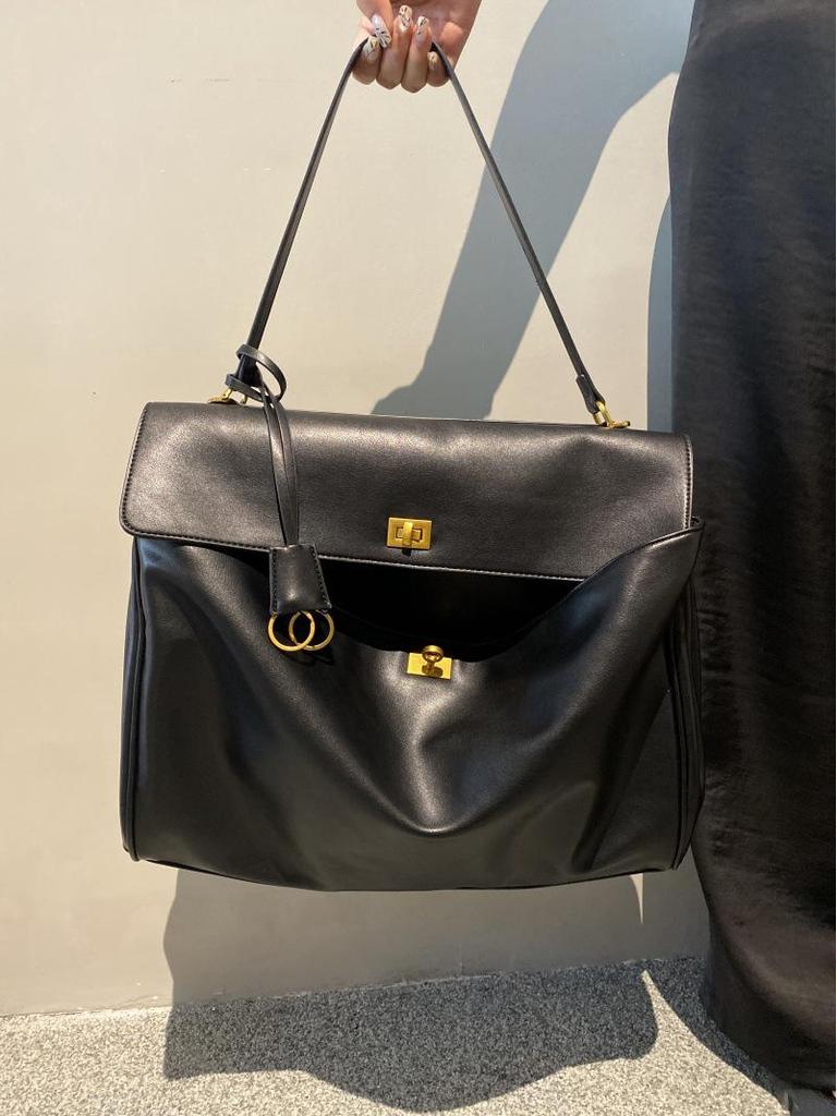 Dámská velká kabelka přes rameno z teletiny s uzávěrem – Neformální nákupní taška pro dojíždění