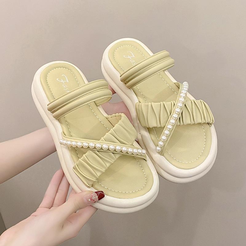 Soft-soled slippers wear new women's shoes, women feel cool in summer, skirt shit wind with 2025 two wear fashion step
