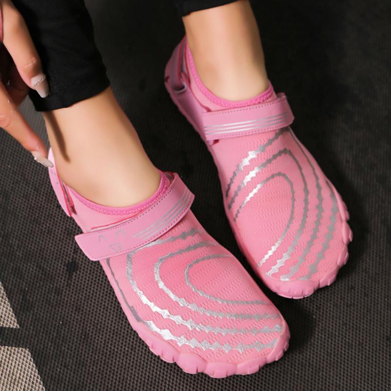 Men Water Barefoot Shoes Comfortable Beach Shoes Quick Dry Hiking Breathable Sports Sandal Soft Outdoor Training Shoes Couple 46