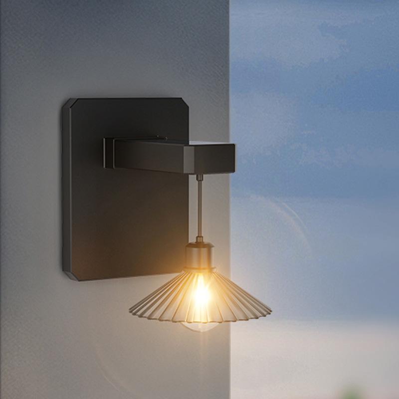 Waterproof Outdoor Solar COB Wall Light for Courtyard and Lawn