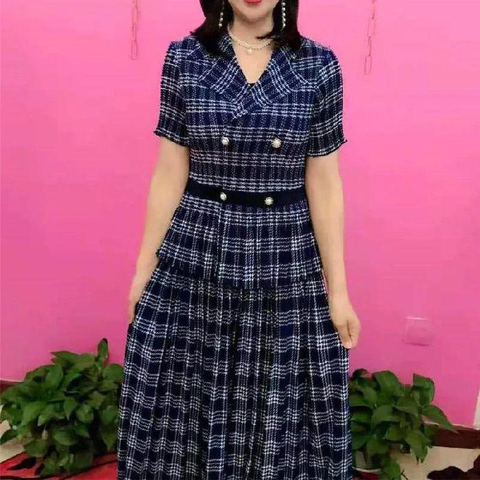 Damen 2025 Sommer Karoprint Anzug: Lockeres, Schlankmachendes, Altersreduzierendes Zweiteiler-Set mit Temperamentvollem Oberteil & Weitbeiniger Hose.