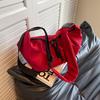 IELGY Fashionable All-Match Large-Capacity Casual Commuter Shoulder Bag Niche Simple Underarm Bag