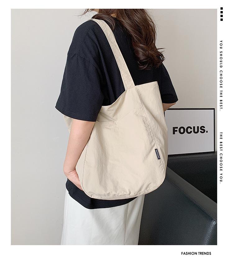 Japońska Wodoodporna Nylonowa Codzienna Torba Tote Damska Wiosna/Lato – Duża Pojemność, Stylowa Torba na Ramię