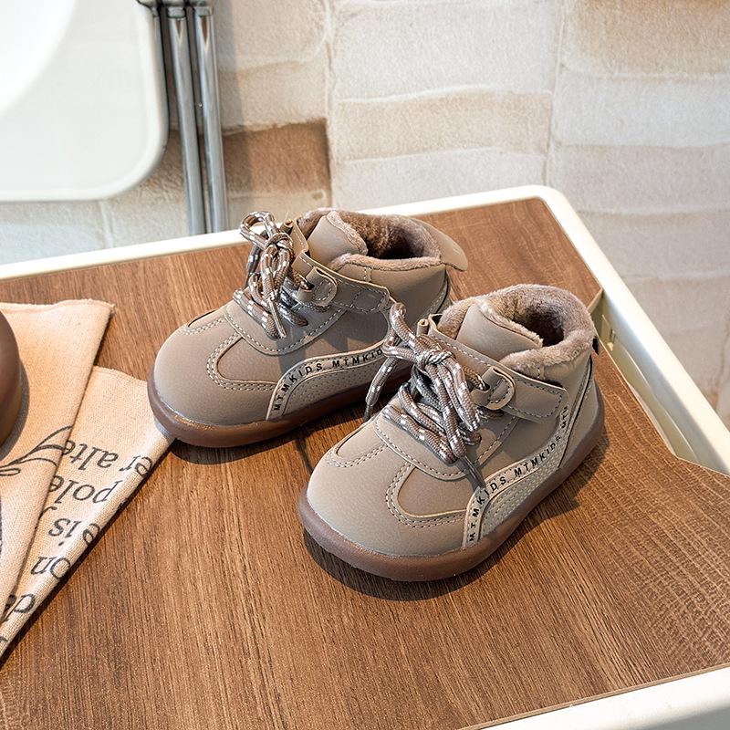 Winter 2025 Children's Cotton Shoes: Boys' Toddler Outdoor Sports German Training Shoes, Non-Slip, Trendy Second Cotton Shoes for Girls.